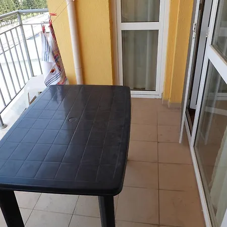 דירה Livi Paradise